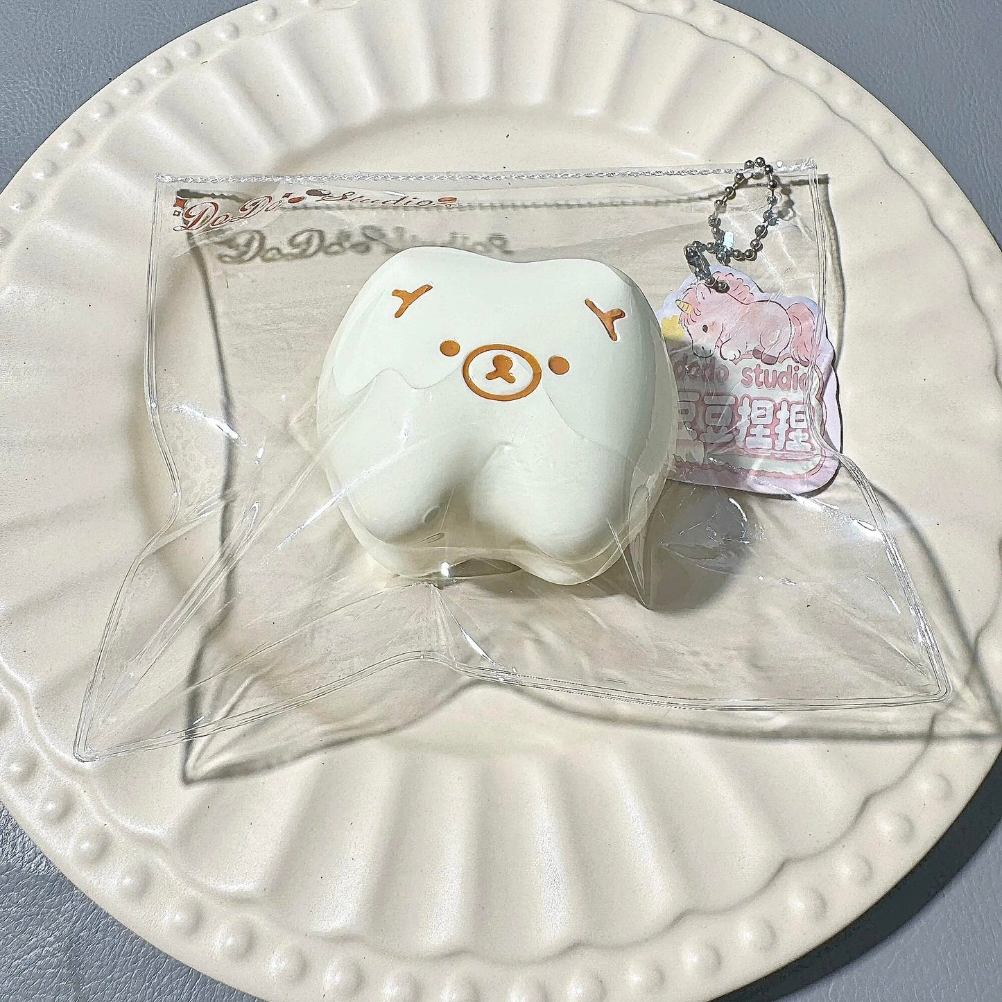 Bear Squishy Cake – Baby Tooth Stress Relief Squeeze Slow-Rising Squishy Toy