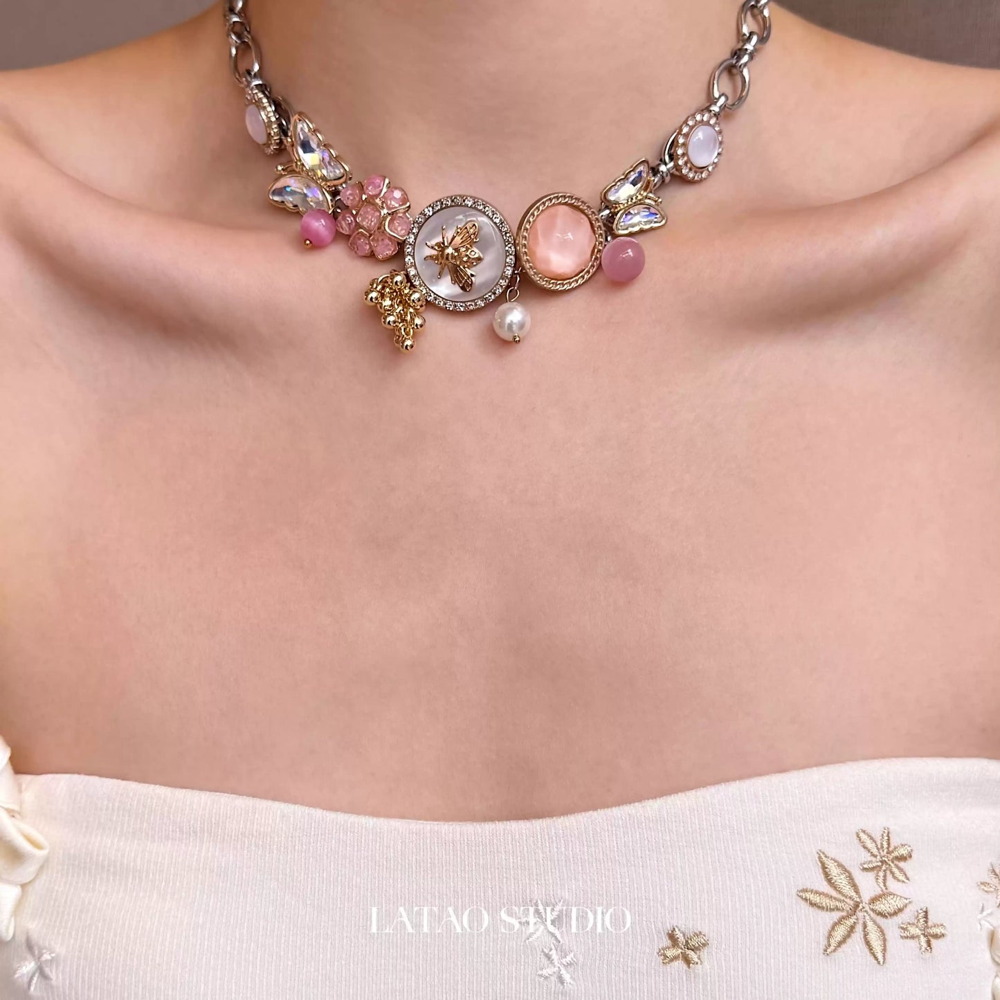 🍓Cross-shaped strawberry titanium steel necklace choker