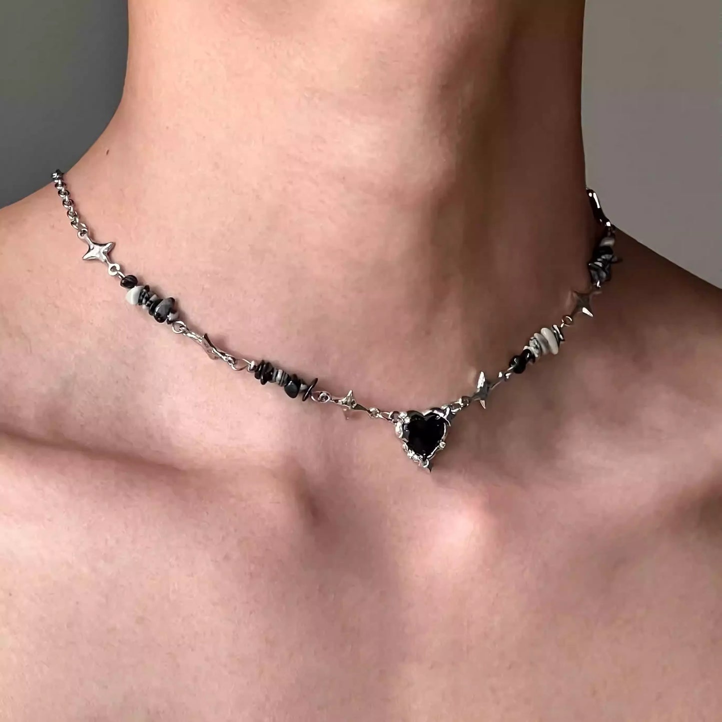 Black Gem Starburst Heart Crushed Stone Necklace
