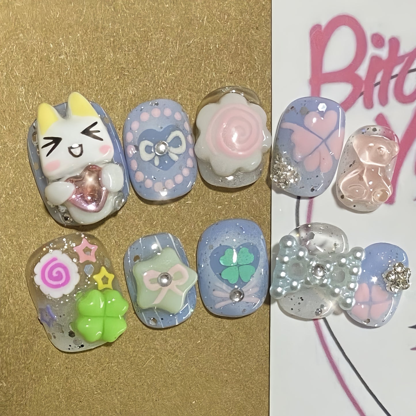 Short Round Monokuro Handmade Press On Nail Set