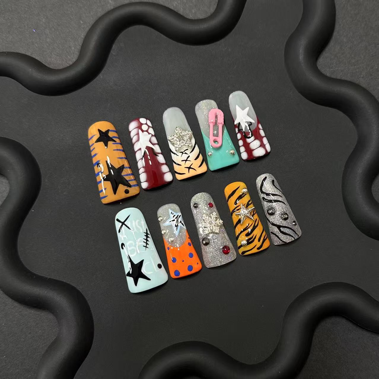 Black Long Duck Bill Star Croc Sweet Goth French Design Handmade Press On Nail Set