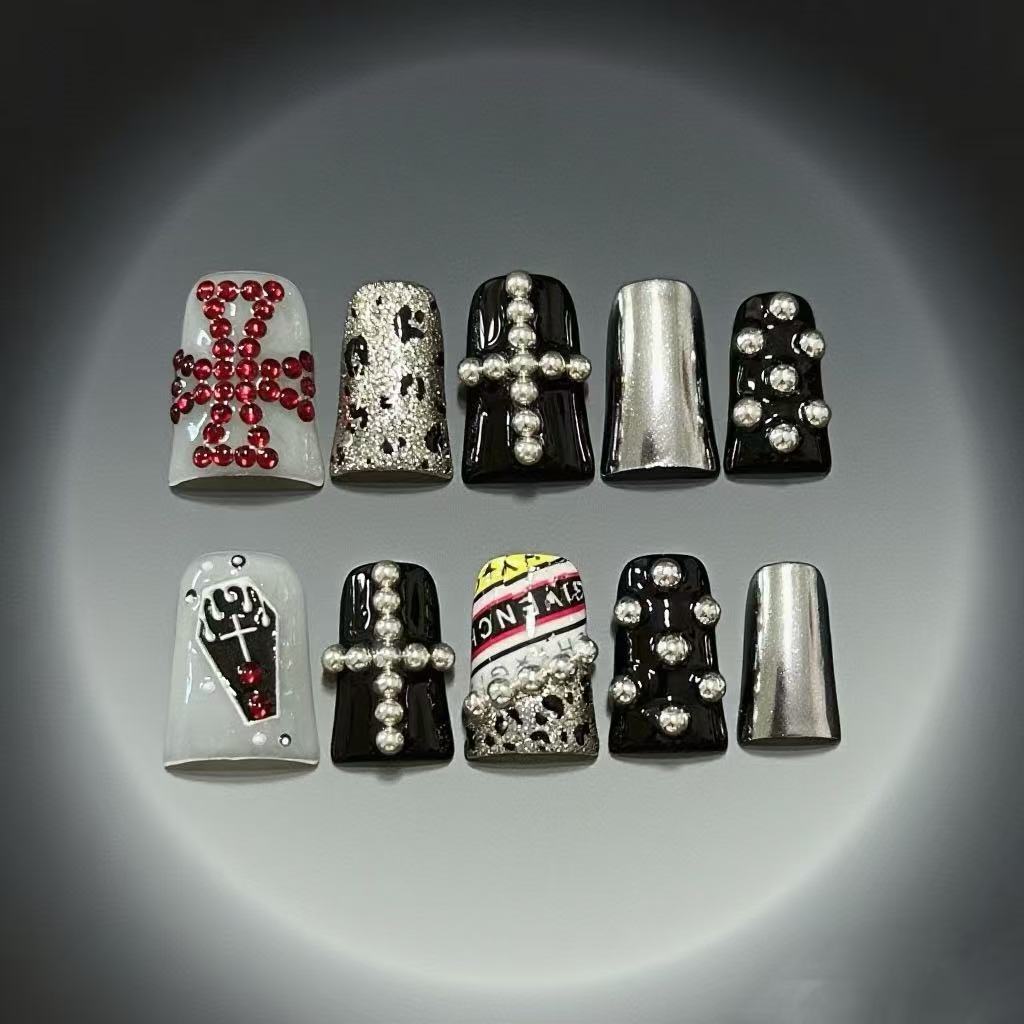 Duck Bill Dark Leopard Punk Handmade Press On Nail Set