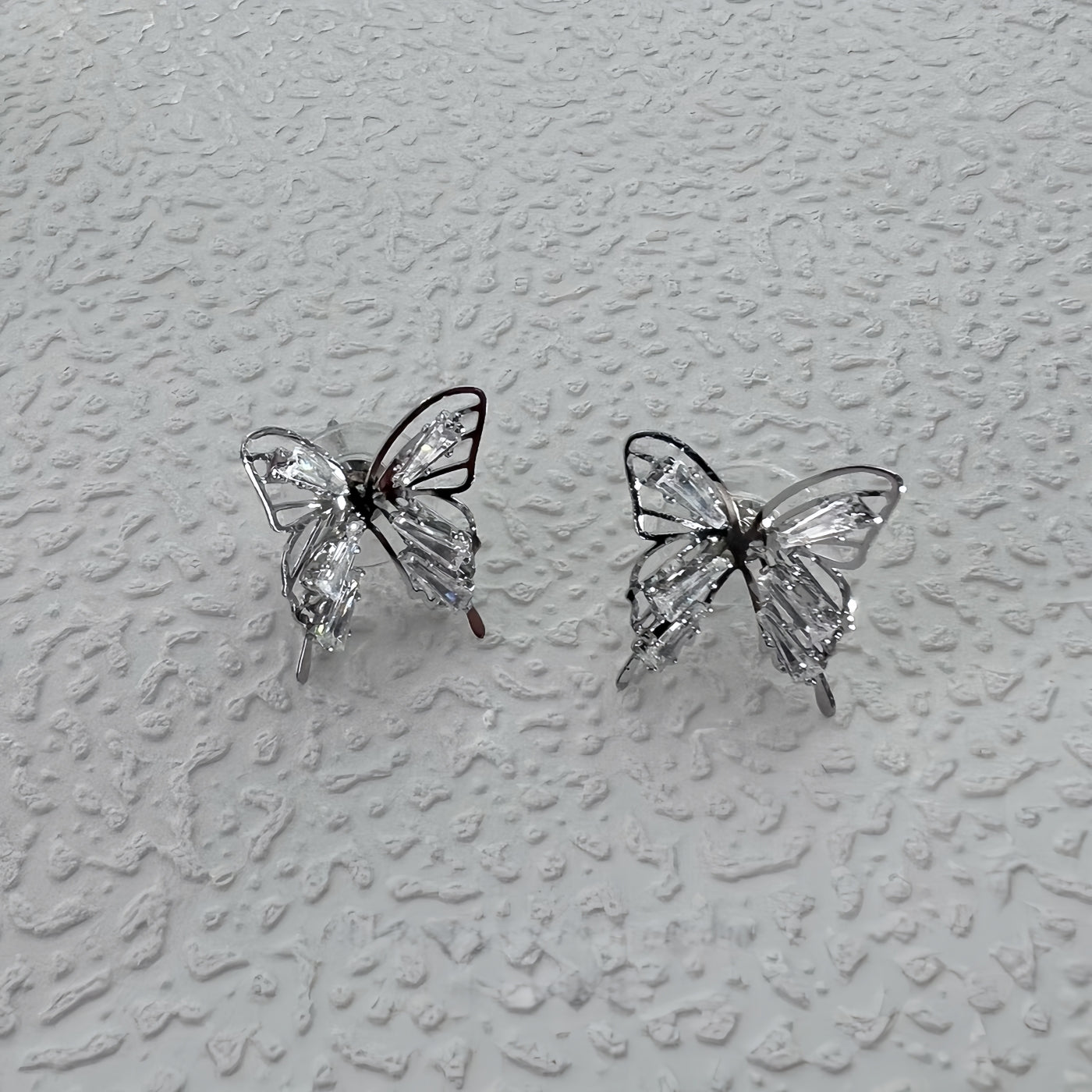 Hollow-Out Butterfly Wing Zirconia Earrings