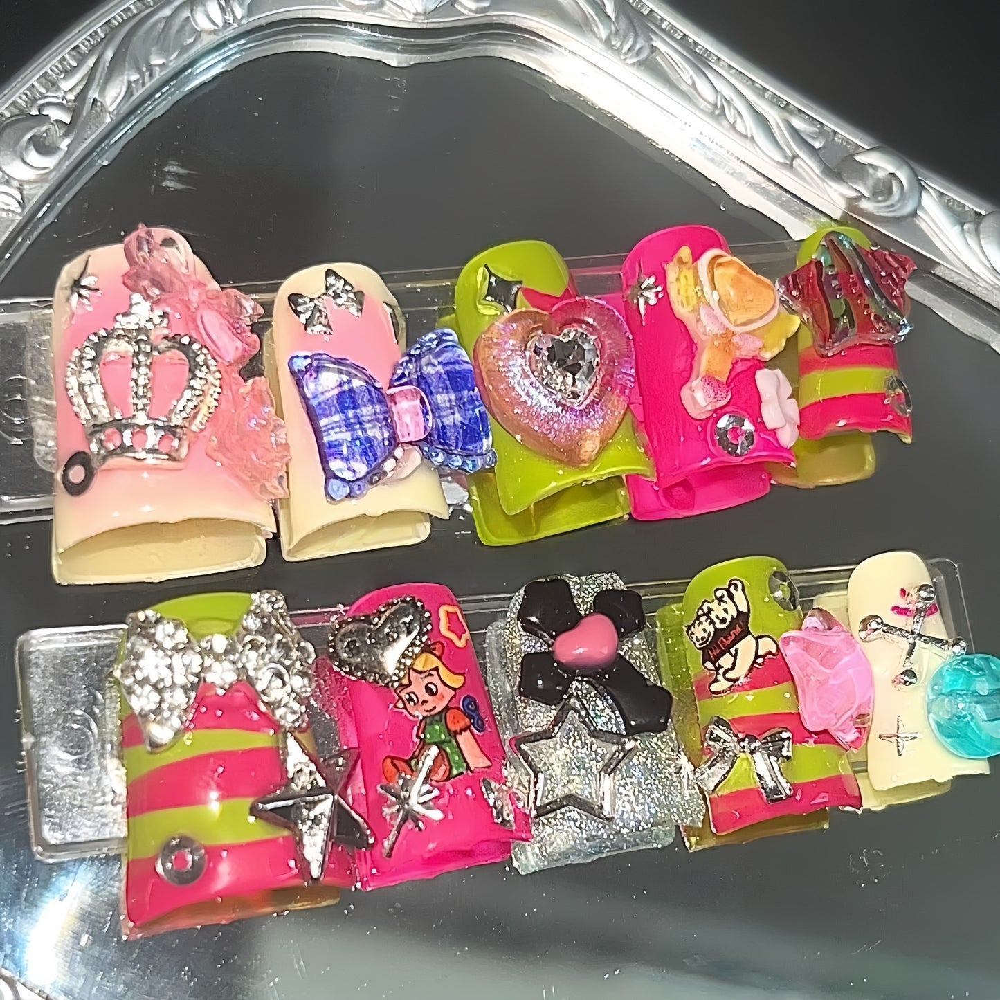 Medium Duck Plastic Charm Handmade Press On Nail Set