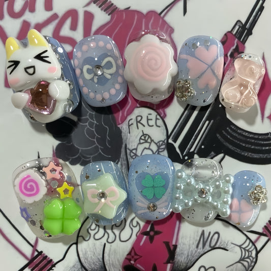 Short Round Monokuro Handmade Press On Nail Set
