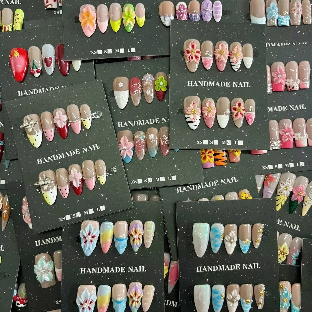 Press On Nails Lucky Scoop & Cuties - Free Shipping✈️