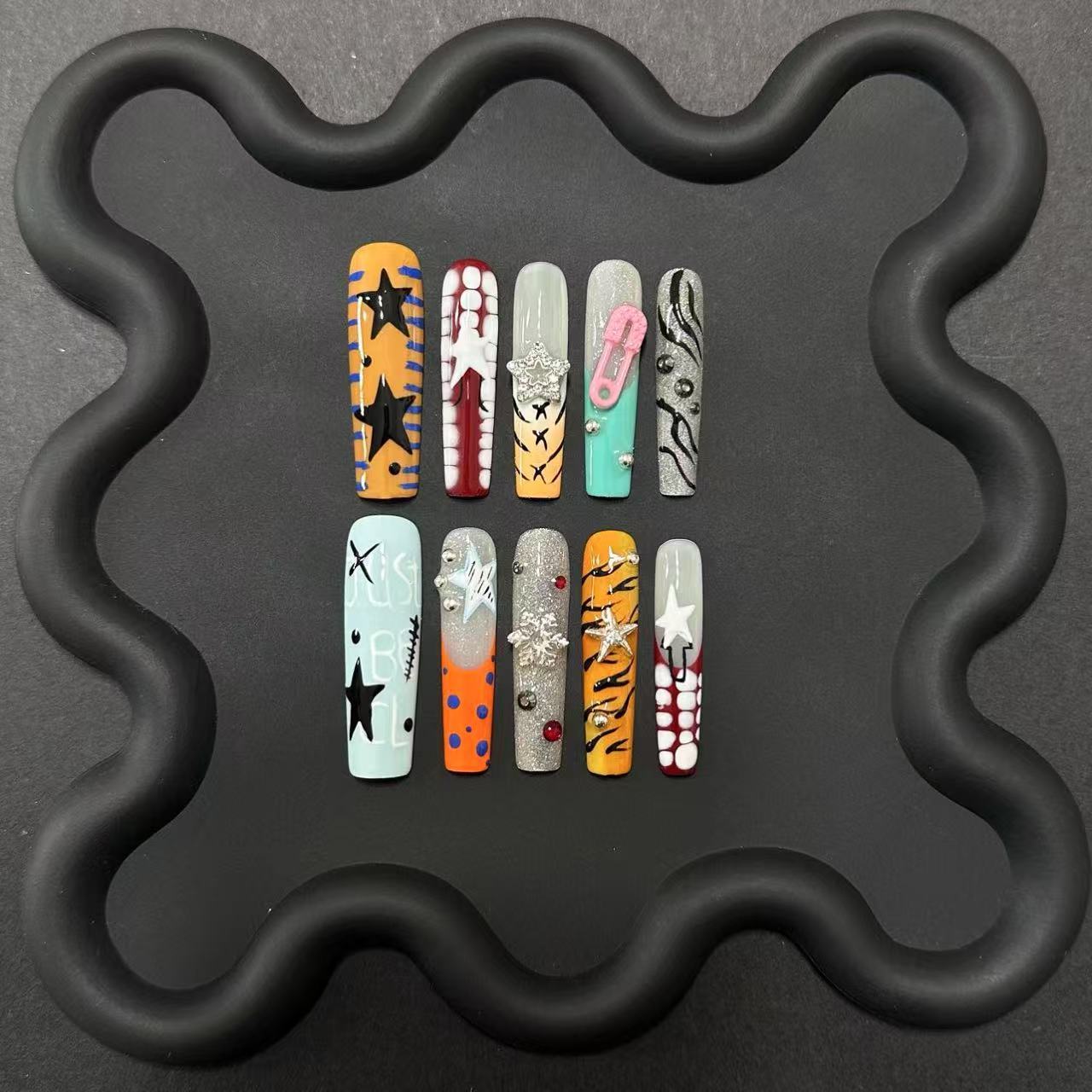 Black Long Duck Bill Star Croc Sweet Goth French Design Handmade Press On Nail Set