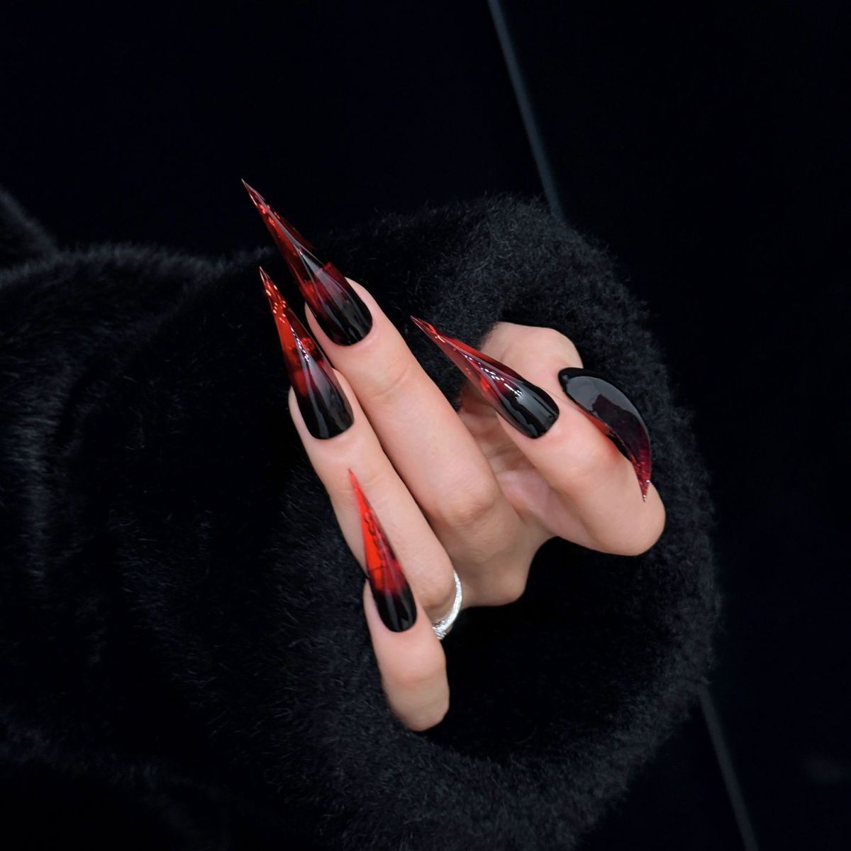 Red Black Dragon Claw Gothic Ombre Handmade Press On Nail Set