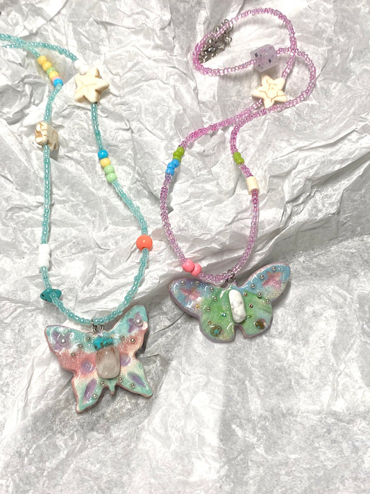 【Oil-Painted Butterfly Dream Pendant】A Handmade Polymer Clay Necklace