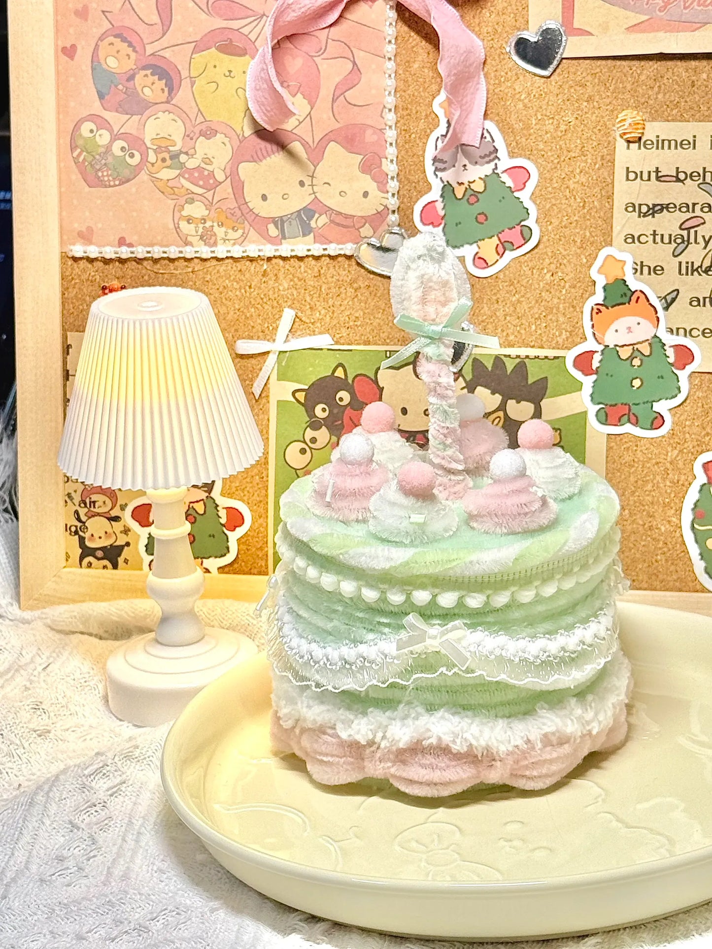 Pipe Cleaner Cake Box Ornament (DIY Kits)