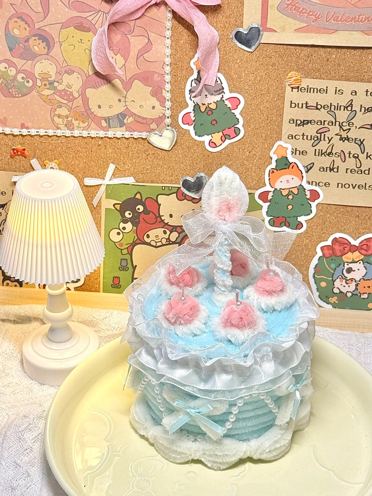 Pipe Cleaner Cake Box Ornament (DIY Kits)