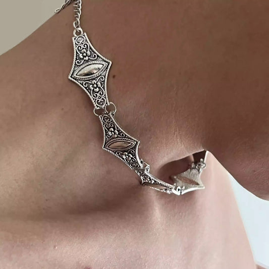 Notre Dame de Paris Choker